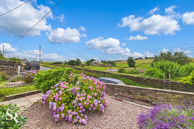 93 Moor End Road, Stockport photo 4