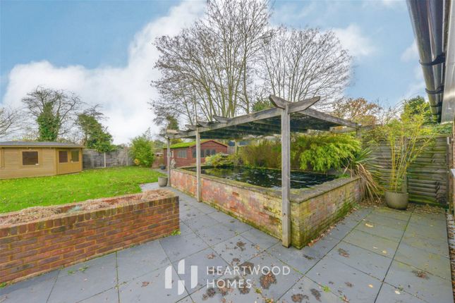 Semi-detached bungalow for sale in Forefield, St. Albans