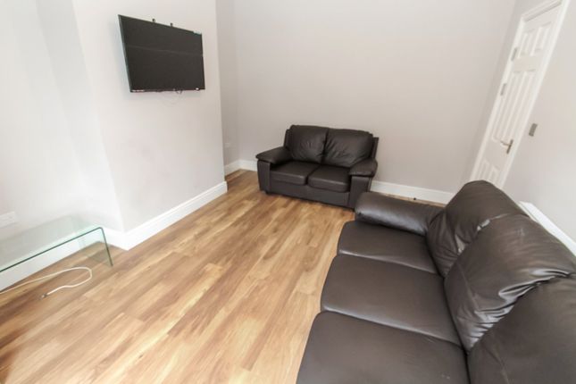 4, Archery Place, Leeds photo 3