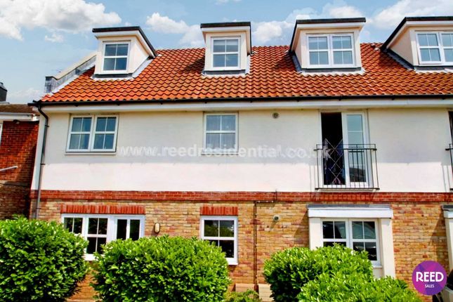 Thumbnail Flat for sale in Ness Road, Shoeburyness