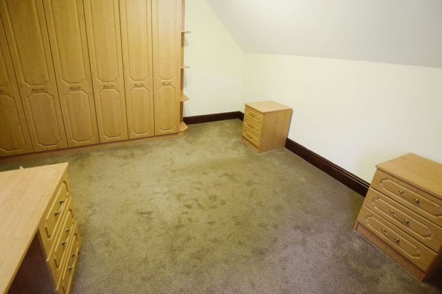 Flat 6, 24, Sandwich Road, Manchester photo 4