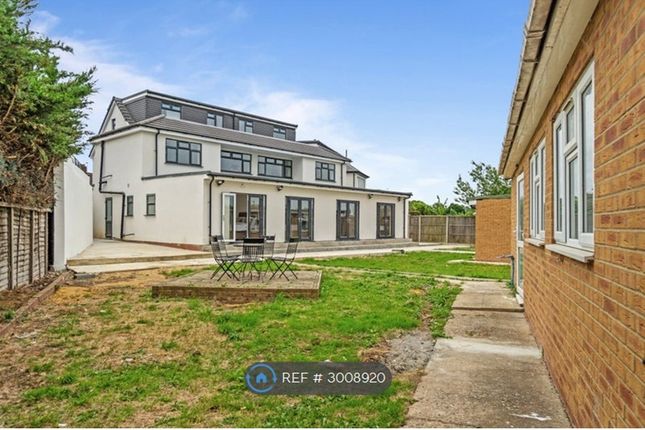 Rydal Crescent, Perivale, Greenford photo 5