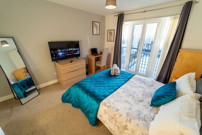 Flat to rent in Royal Arch, Birmingham