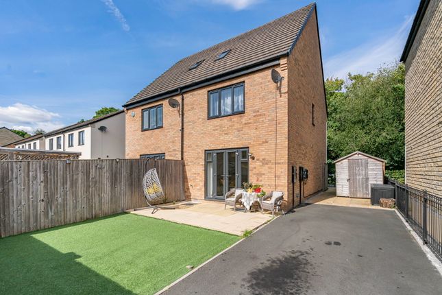 54, Barge Avenue, Sowerby Bridge photo 3
