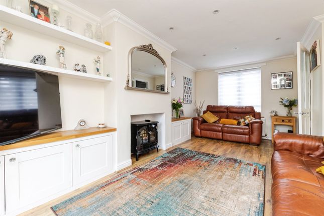 43, Heronswood Road, Welwyn Garden City photo 3