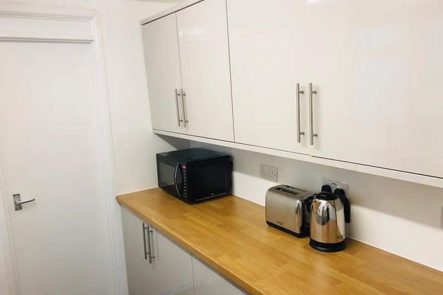 Flat to rent in Priory Road, Cambridge