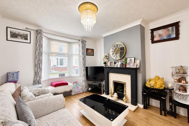 10, Jennings Street, Swindon photo 2