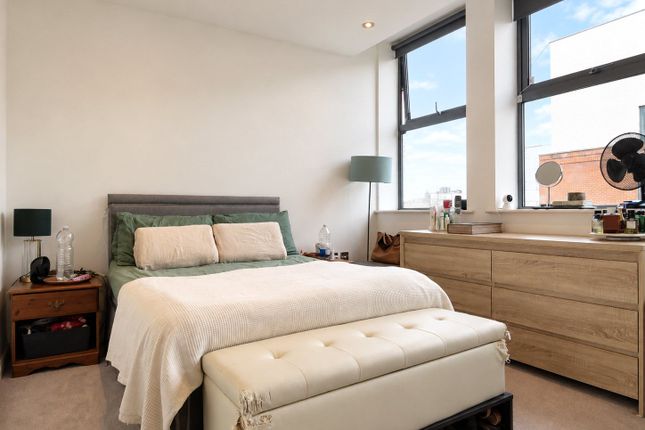 Flat 41, Norwich House, 11, Streatham High Road, London photo 4