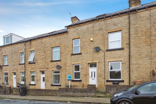 Thumbnail Terraced house for sale in Chester Terrace, Halifax
