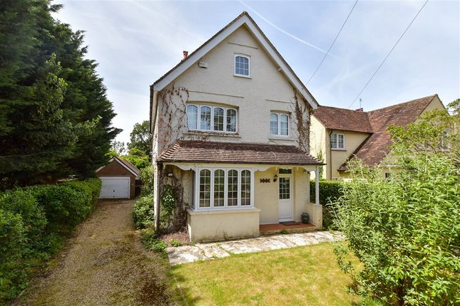3-bed house on Nuthurst Avenue, Cranleigh, £446,000
