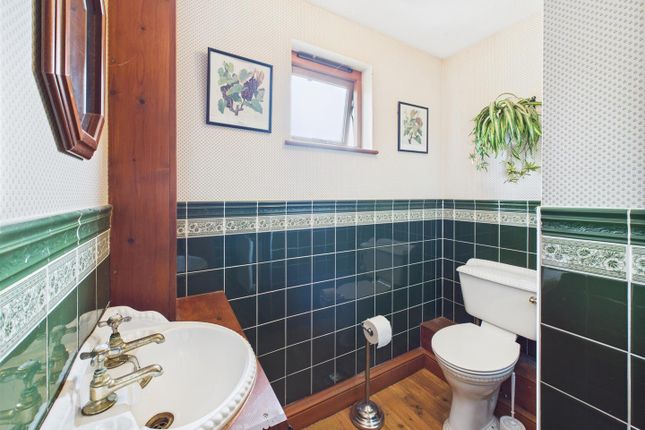 Caxton House, 28, Ferry Road, Kidwelly photo 3