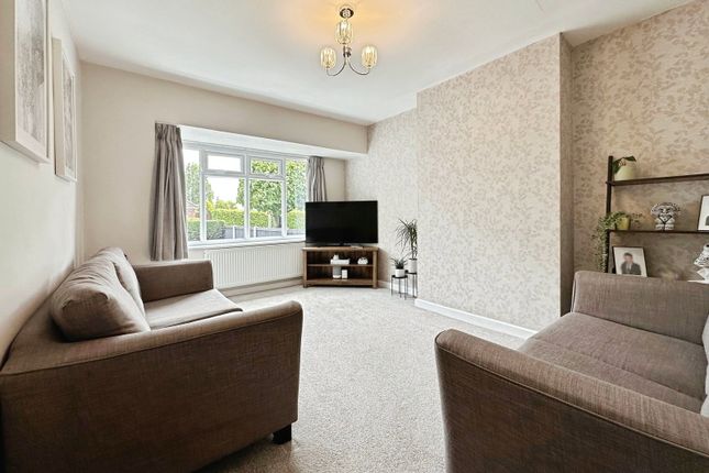7, Macrome Road, Tettenhall, Wolverhampton photo 2