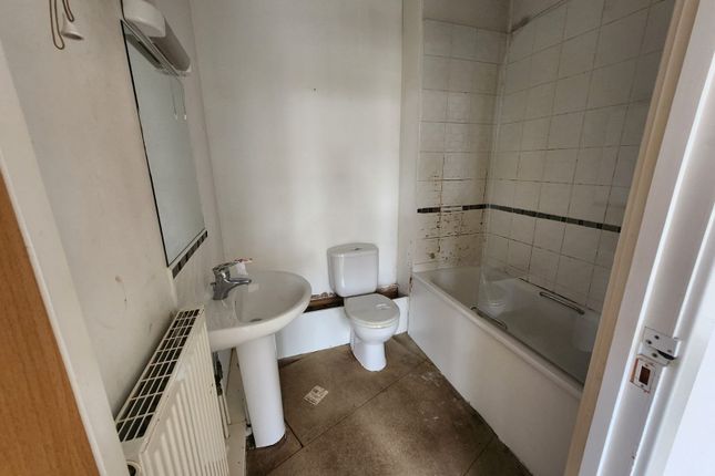 Flat 9, 27, Woolpack Lane, Nottinghamshire photo 2