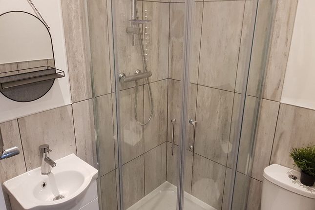 6 Esher Road, Liverpool photo 4