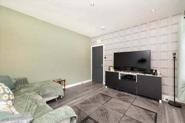 28 Newtoft Street, Edinburgh photo 4