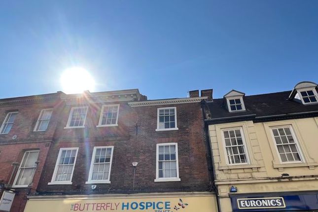 2-bed house on 14A, Mercer Row, Louth, £700/mo