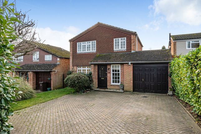 Thumbnail Detached house for sale in Purfield Drive, Wargrave, Reading, Berkshire