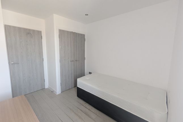 Flat 9, Harrow photo 4