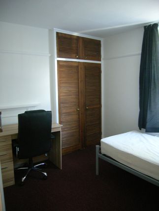Shared accommodation to rent in Rent All Inclusive Abbeygat Street, Colchester