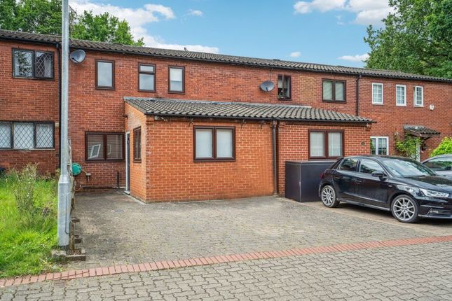 Thumbnail Terraced house for sale in Langton Grove, Northwood