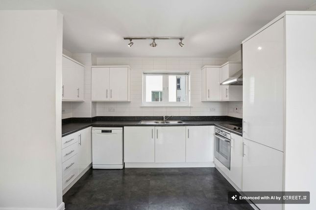 Flat J, 6 Welch Way, Witney photo 3