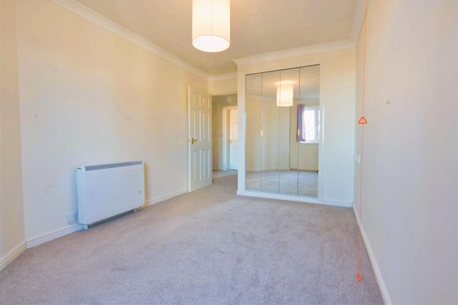 Flat for sale in Curie Close, Rugby