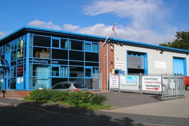 Light industrial to let in Hollies Avenue, Cannock