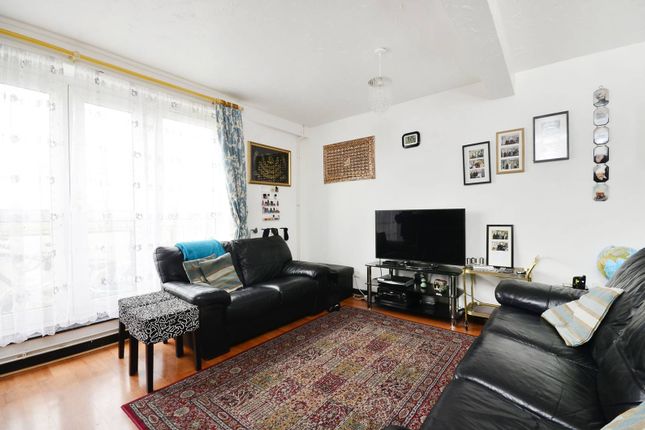 Flat for sale in Strathan Close, West Hill, London