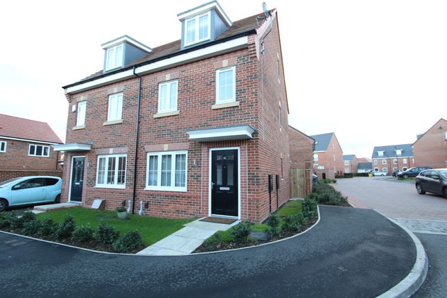 Thumbnail Semi-detached house to rent in Colwick Way, Sheffield
