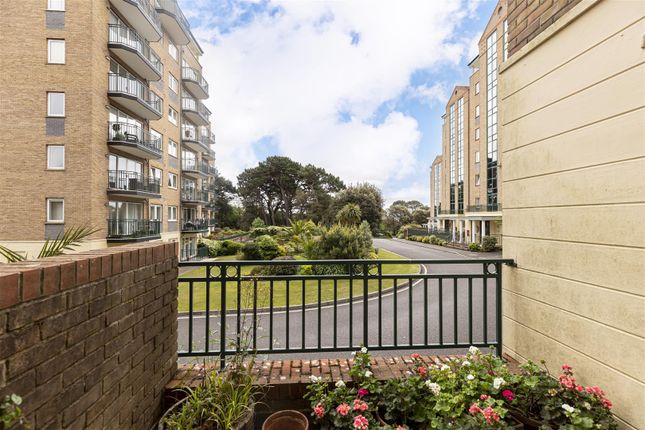 Flat for sale in Manor Road, Bournemouth