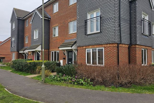 Thumbnail Flat for sale in 31 Oregano Court, Didcot