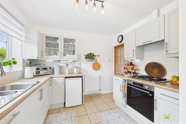 37, Roden Grove, Wem photo 4