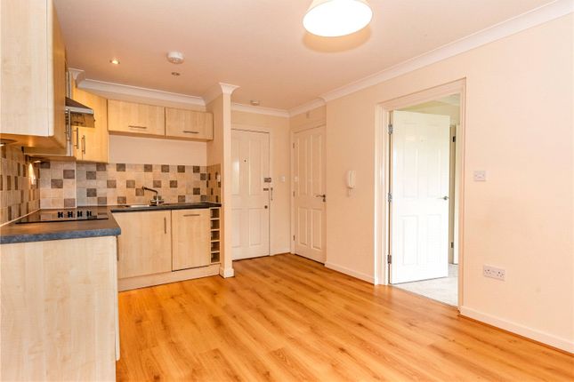Flat 6, Hazel Gate, 1, Hazel Avenue, Hampshire photo 3