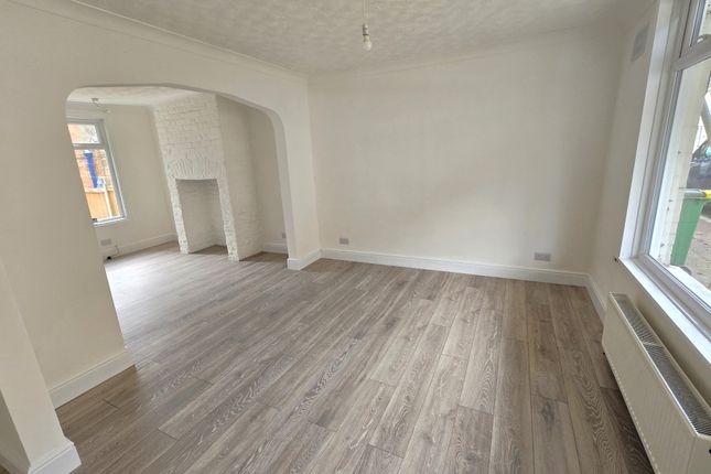 11, Mead Road, Folkestone photo 3