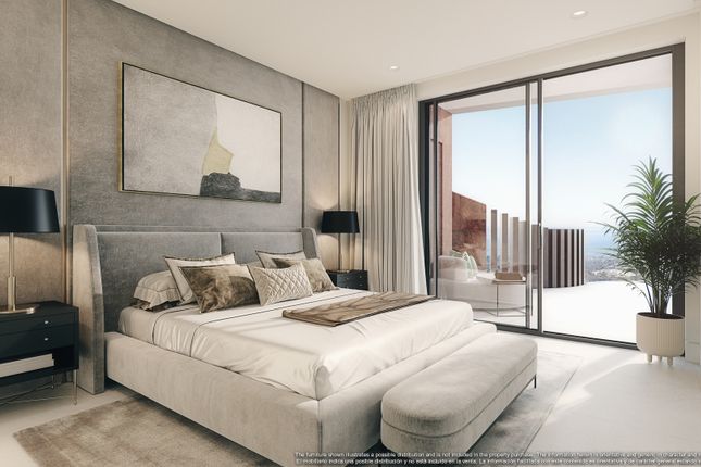 Apartment for sale in Real De La Quinta, Benahavis, Malaga, Spain
