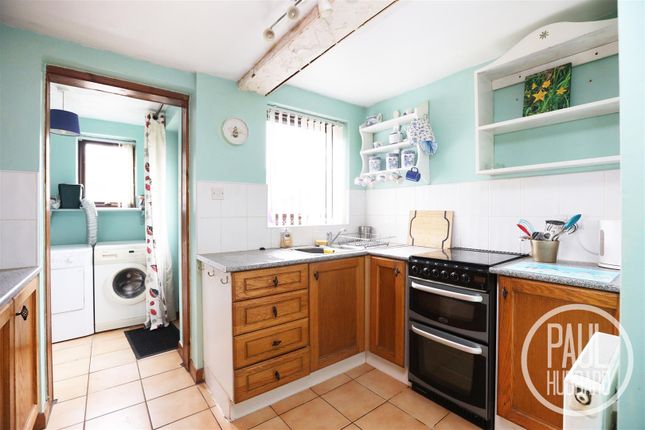 96, Morton Road, Lowestoft photo 4