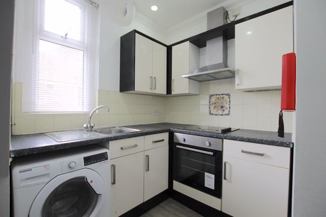 Flat 2, 60, Claude Road, Cardiff photo 4