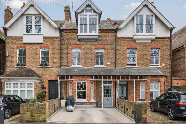Thumbnail Town house for sale in Alma Road, Windsor, Berkshire