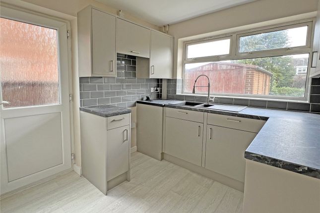 7, Elmpark Drive, Telford photo 3