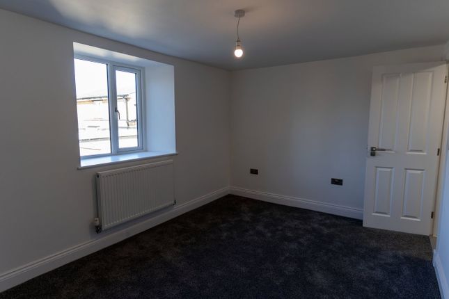 Laws Mansion ,F3, High Street, Bedford photo 5