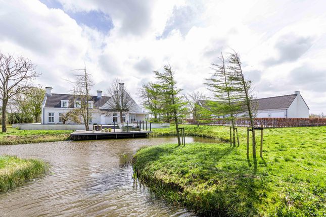 Country house for sale in Achterweg-Zuid 56, 2161 Dz Lisse, Netherlands