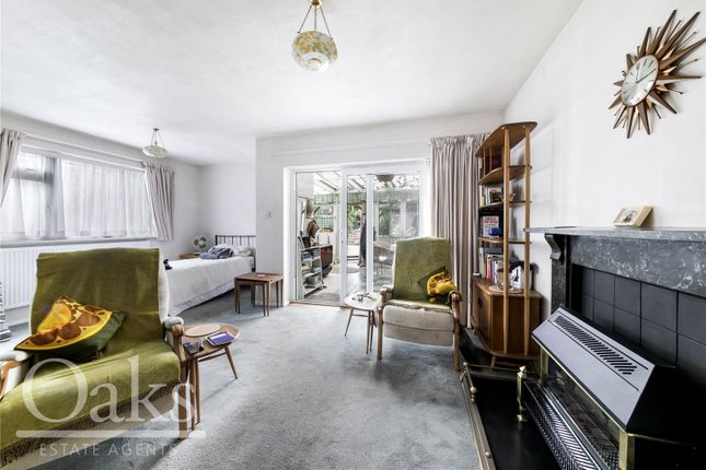 11, Croydon Road, Surrey photo 2