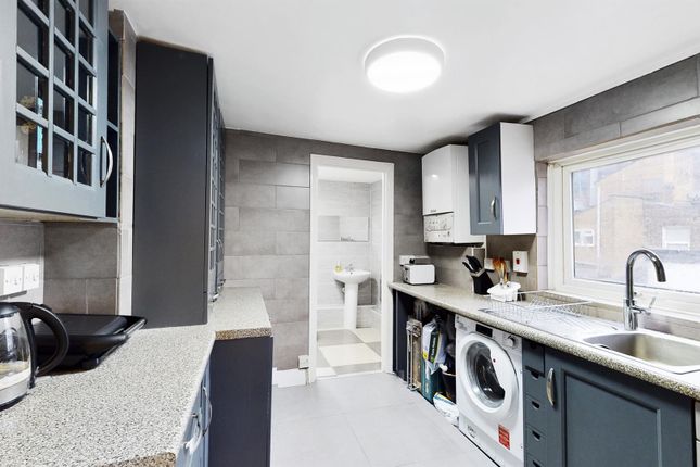 Thumbnail Flat for sale in Vicarage Road, London