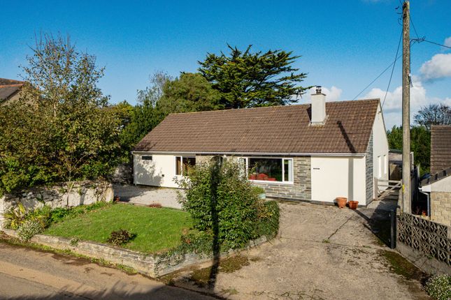 3-bed bungalow on Townshend, Cornwall, £375,000