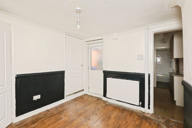 14, East Lane, Doncaster photo 4
