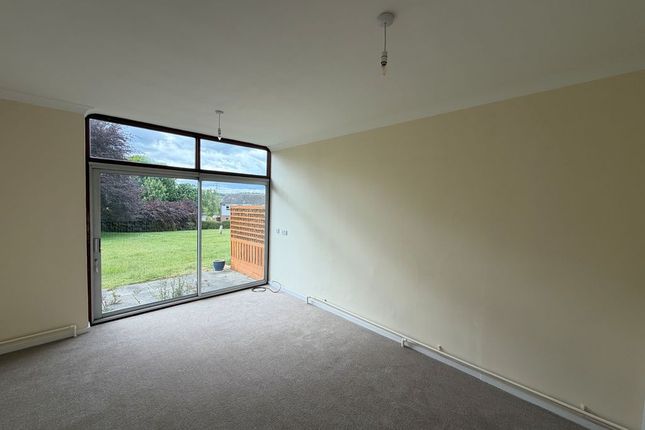 6, Kent House Gorringe Avenue, Dartford photo 2