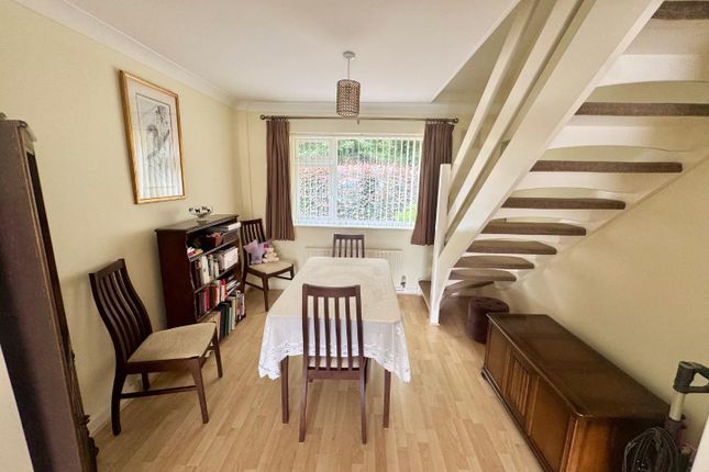 14, Beche Way, Coventry photo 4