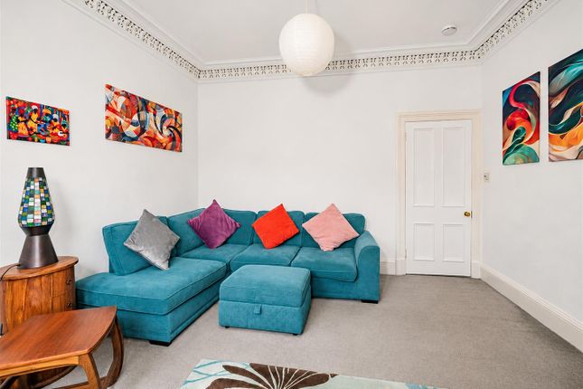 23A, Step Row, Dundee photo 4