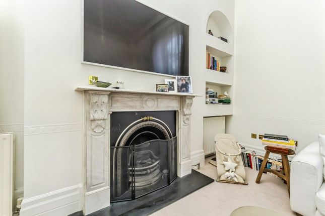 3 Nanhurst Park, Elmbridge Road, Cranleigh photo 3