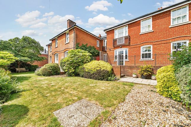 Flat 4, Victoria Place, 21 Police Station Road, West Malling photo 4